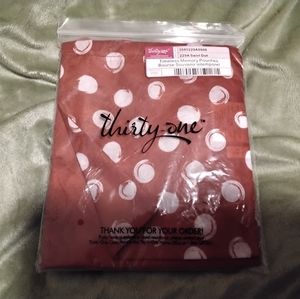 Thirty-one timeless memory pouch